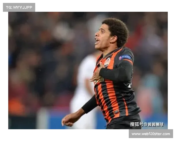 两人激烈角逐32强席位胜者晋级成焦点大战双方实力不相上下