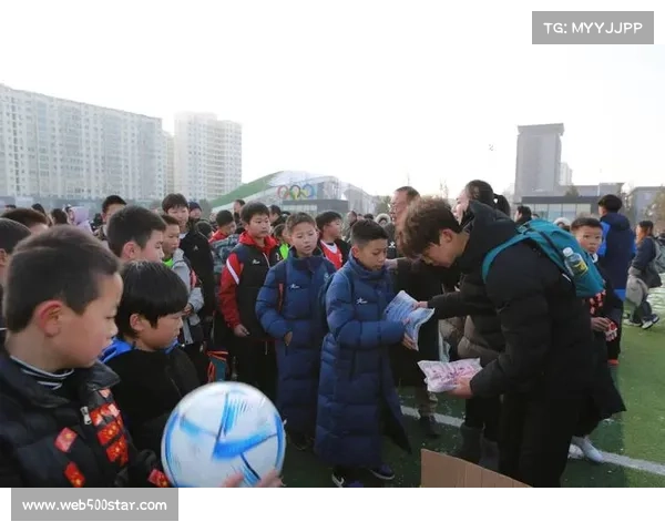 “英超社区行动”项目2026年2月报告:超过万名青少年参与足球公益课程 “英超社区行动”项目2026年2月报告:超过万名青少年参与足球公益课程